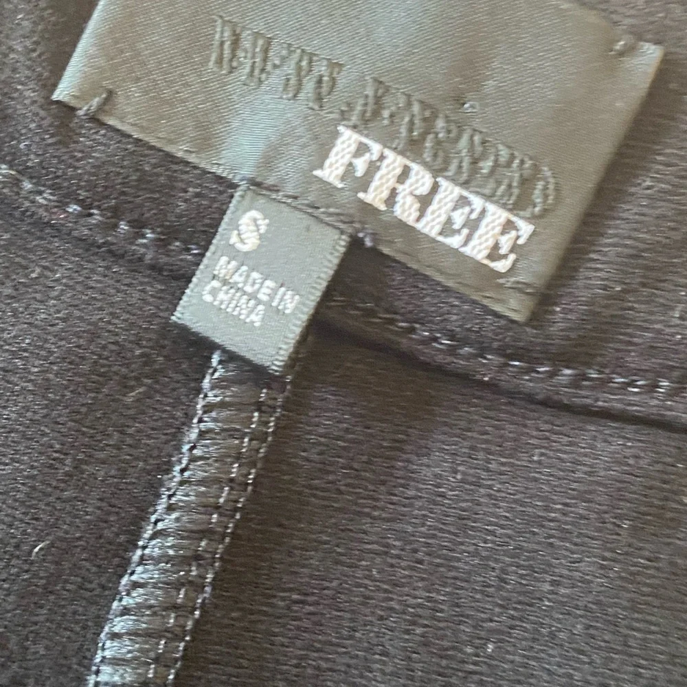 Aritzia Wilfred Free Liah Skort  Black Faux Leather front size S - Picture 6 of 9